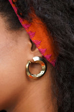 Load image into Gallery viewer, Desi Open Hoop Earrings