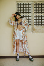 Load image into Gallery viewer, 17HM Waki Waffle Robe - White