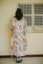 Load image into Gallery viewer, 17HM Waki Waffle Robe - White