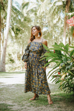Load image into Gallery viewer, Perejil Cold Shoulder Dress - Navy