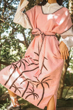 Load image into Gallery viewer, Papiya Caftan - Pink with Black Palms