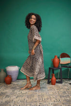 Load image into Gallery viewer, Bagru Caftan - Design 5
