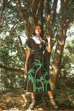 Load image into Gallery viewer, Papiya Caftan - Black with Green Palms