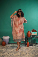 Load image into Gallery viewer, Bagru Caftan - Design 7