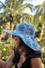 Load image into Gallery viewer, Wyra Reversible Wide Brim Hat - Orange/Blue