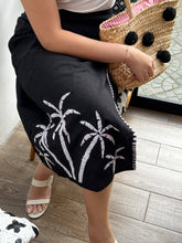 Load image into Gallery viewer, Papiya Wrap Skirt - Black with White Palms