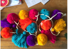 Load image into Gallery viewer, Pompom and Tasel Garland - India