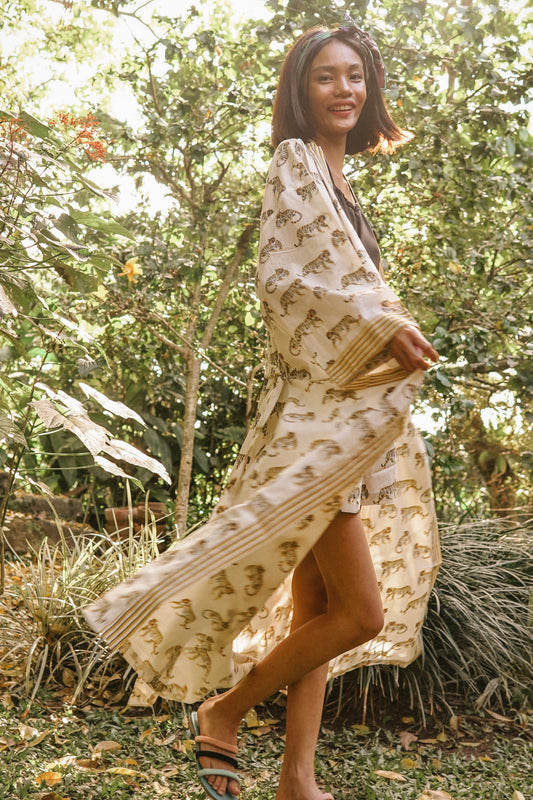 Johari Kimono + Shorts Set - White Tiger