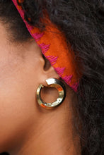 Load image into Gallery viewer, Desi Open Hoop Earrings