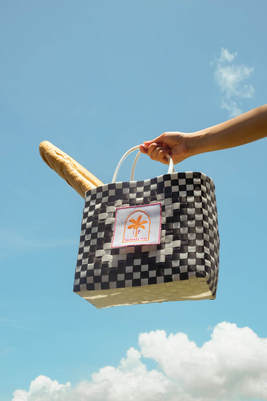 17HM Nieva Basket Bag - Black/White