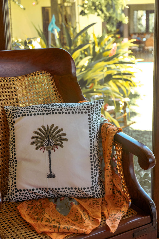 17HM Fundari Throw Pillow Cover- Palma